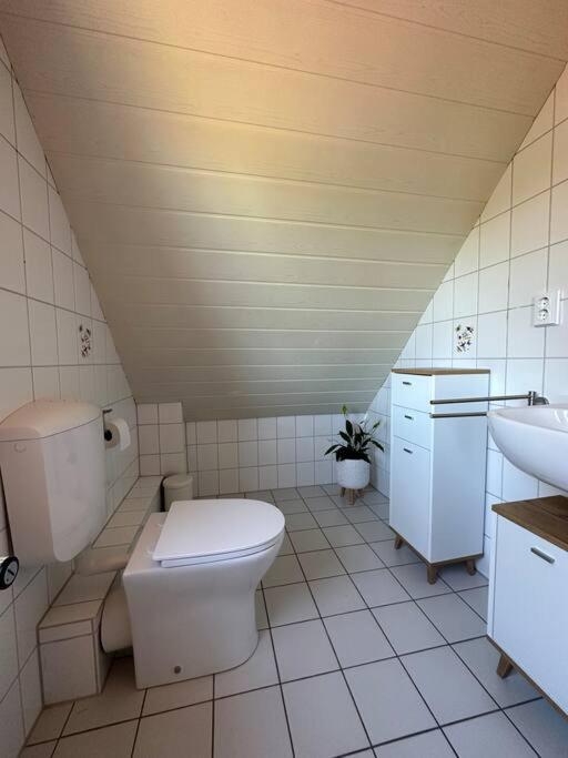 Ruhige, Kleine Ferienwohnung Schortens Exterior photo